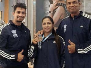 પાવર લિફ્ટિંગ સ્પર્ધામાં પારડી સાંઢપોર પ્રાથમિક શાળાના શિક્ષિકા મેઘા પાંડેનો રાષ્ટ્રીય કક્ષાએ સિલ્વર મેડલ