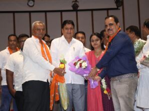 નવસારી મહાનગરપાલિકાના પ્રથમ મેયર તરીકે અશોકભાઈ ધોરાજીયાની વરણી: ડેપ્યુટી મેયર પદે કેયુરીબેન દેસાઈની પસંદગી