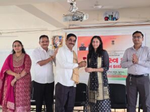 ધરમપુરમાં સેવા સંકલ્પ અભિયાન હેઠળ સશસ્ત્ર દળ સેવા સન્માન સમારોહ યોજાયો: દેશની સુરક્ષા માટે સૈનિકોનું યોગદાન કોઈ શબ્દોથી મૂલવી શકાય તેમ નથીઃ ધારાસભ્ય અરવિંદ પટેલ